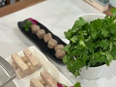 -喃喃椰·糟粕醋·椰子鸡火锅(七堡花园店)