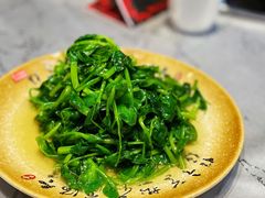 清炒豌豆荚-红辣椒·川菜·火锅(科华路店)