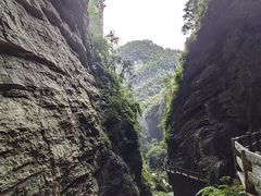 -龙水峡地缝景区