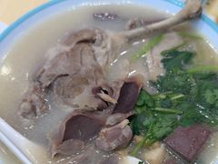 -大食代美食广场(上海中心店)