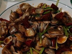 -嗨辣小聚·盘锦河蟹·海鲜烧烤龙虾(盘锦十年好店)