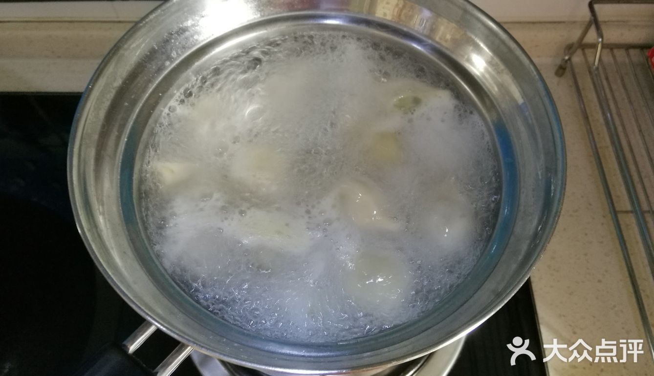 不沾不烂，简单方便的速冻饺子