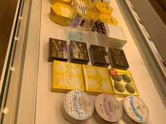 -好利来(新宜白店)
