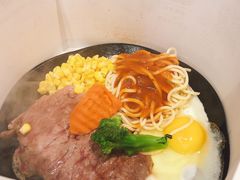 -汤姆家的牛排意面披萨(新城市广场店)