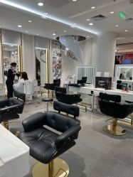 -Kraemer Paris  苏豪路易士·嘉玛发廊
