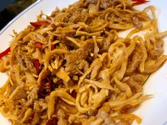 -沙龙宴(夷陵广场店)