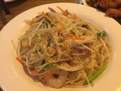 -新大咀港式茶餐厅(宝山万达店)
