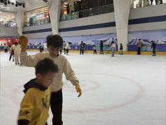 -正佳冰河湾真冰滑冰场