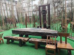 -呀路古热带植物园