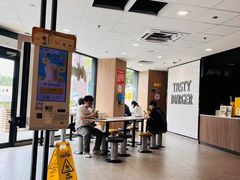 -麦当劳餐厅(龙平西路店)