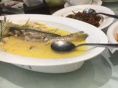 -万龙洲海鲜(大兴绿地缤纷城店)