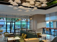 -广州花都融创文旅城希尔顿惠庭酒店