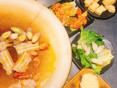 -冰冰龙虾·江湖菜·花园江景餐厅