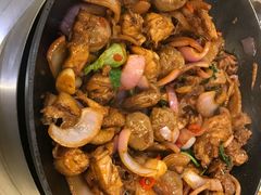 招牌胡须佬鸡煲-胡须佬鸡煲四季火锅店(石厦西村直营店)