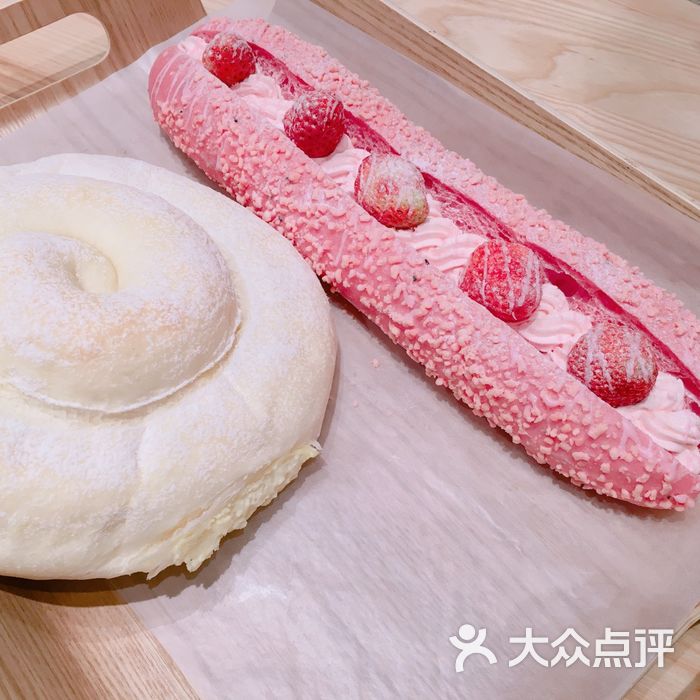 奈雪の茶霸气芝士草莓图片-北京面包甜点-大众点评网
