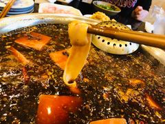 -九尺赵老四鲜鹅肠火锅