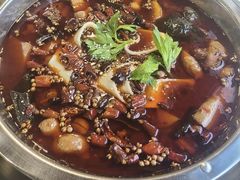 -晓彭肥肠鸡·泡椒鸡火锅(水木天地店)