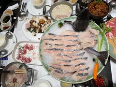 -红鼎豆捞·非遗鲍皇汤火锅(宝丰路店)