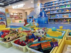 -孩子王童乐园(成都海滨城店)