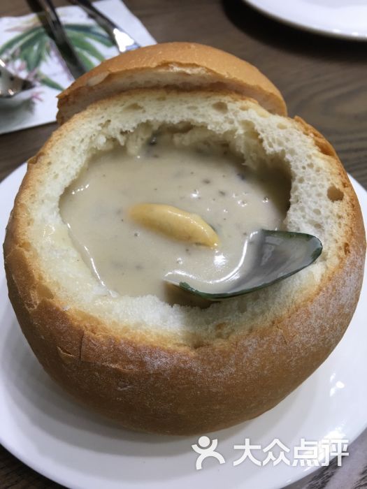 周打渔海鲜面包浓汤