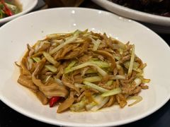 -洛东土菜馆(建国北路店)