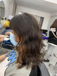 点击看大图 -COMO SALON 烫染可茉发型