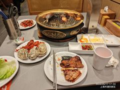 -山焱·炭火自助烤肉(周浦万达店)