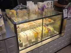 面包甜点陈列柜-喜茶(深圳海岸城店)