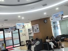 -雅悦齿科(顾村公园店)