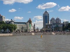 -人民防洪胜利纪念塔