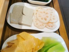 -映山红鲜货火锅(鱼嘴店)