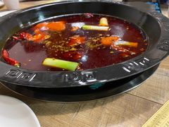 牛油火锅-靓靓蒸虾(恩施新天地店)