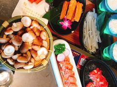 -捞王锅物料理(上海世茂广场店)