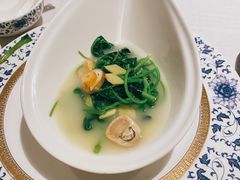 鸡汁浸芥兰苗-Yan Ting 宴庭中餐厅(上海静安瑞吉酒店)