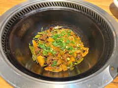 -锅老头海鲜铁锅炖