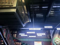 -极限PLAY运动娱乐新世界·团建派对潮玩休闲馆·室内蹦极高空游乐园