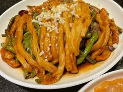 -靠山屯东北农家菜(八龙桥雅苑店)