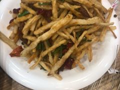 -江城燕子大排档(江汉路步行街店)