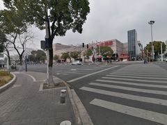 -大润发(勤业店)