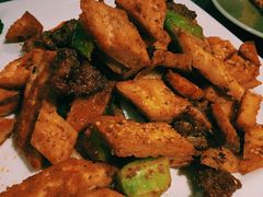 风味馕炒肉-东方亚克西餐厅(西康路店)