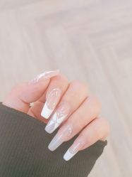 -Lilly.chow美甲美睫