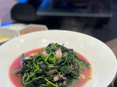 -香山湖渔家大院