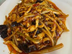 鱼香肉丝-听涛雅苑百味饺子老家菜馆