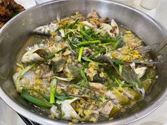 清蒸杂鱼-巨元河鲜酒楼·清远特色菜名店(英德店)