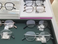 -视野联行眼镜·蔡司·尼康战略合作店(城西银泰店)