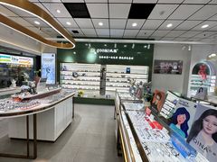 -GOOMI久米眼镜·蔡司·依视路·明月官方授权店(龙德紫金店)