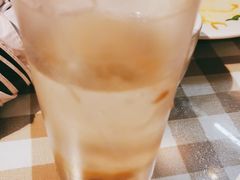 -新大咀港式茶餐厅(宝山万达店)