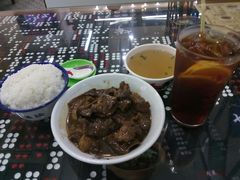 -七爷清汤腩·港式茶餐厅(世博店)