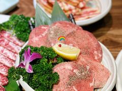 -明洞阿姨·韩式酱蟹烤肉·创意料理(三元桥店)