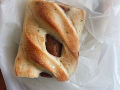 德式腊肠犬-奈雪的茶(太原茂业天地店)